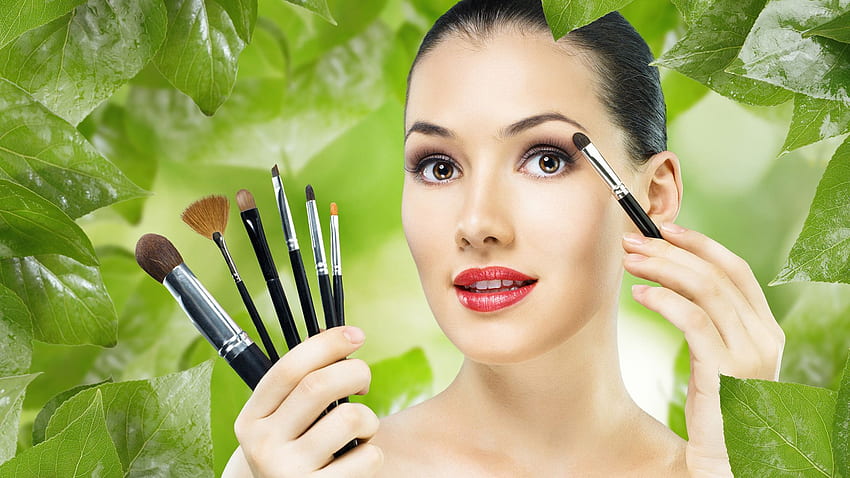 Makeup-Routine: Schönheit in wenigen Schritten